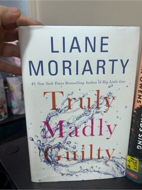 Liane Moriarty "Truly Madly Guilty" Hardcover - White with Blue & Pink Accents